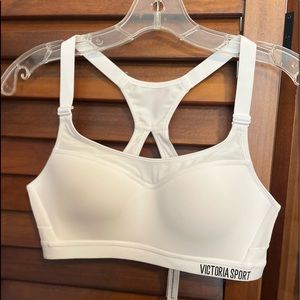 Victoria Secret Sport bra 34C white